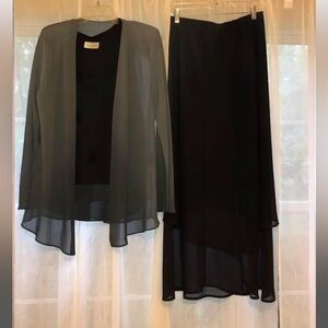 Women’s skirt set